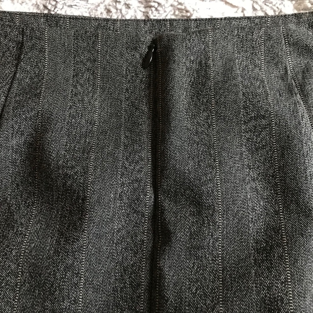 NWOT Straight Style Fully Lined Skirt - Picture 3 of 6